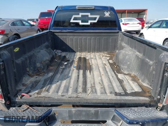 2004 Chevrolet Colorado LS Z71 with VIN 1GCDT196048188709, listed as a IAAI auction lot 41685930 with 153,673 mi miles. Bid and sale history available at carsss.com. Image 18.