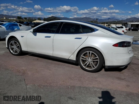 2013 Tesla Model S with VIN 5YJSA1CGXDFP21051, listed as a Copart auction lot 48377775 with 125,472 mi miles and Salvage Title. Bid and sale history available at carsss.com. Image 2.