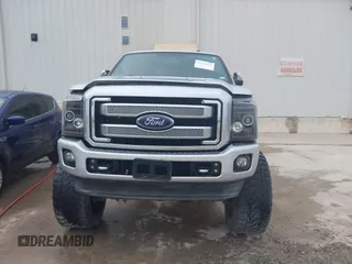 2016 Ford F-250 Lariat z VIN 1FT7W2BT5GEA80683, wystawiony jako IAAI lot #42324423 z przebiegiem 114 034 mil mil oraz . Historia ofert i sprzedaży dostępna na DreamBid. Obrazek 12.