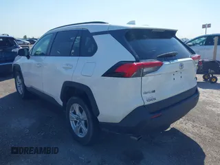 2019 Toyota RAV4 XLE with VIN 2T3W1RFV9KC005888, listed as a IAAI auction lot 41965679 with 155,974 mi miles. Bid and sale history available at carsss.com. Image 3.