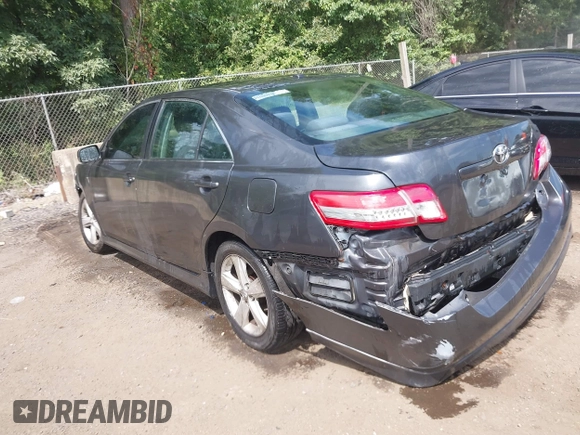 2011 Toyota Camry LE z VIN 4T1BF3EK5BU604704, wystawiony jako IAAI lot #39739905 z przebiegiem 184 706 mil mil oraz . Historia ofert i sprzedaży dostępna na DreamBid. Obrazek 3.