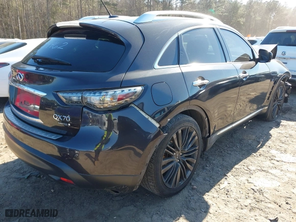 2017 Infiniti QX70 with VIN JN8CS1MU9HM140437, listed as a IAAI auction lot 41270542 with 72,312 mi miles. Bid and sale history available at carsss.com. Image 4.