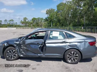 2024 Volkswagen Jetta S with VIN 3VW5M7BU2RM074403, listed as a IAAI auction lot 42215635 with 2,483 mi miles and . Bid and sale history available at DreamBid. Image 14.