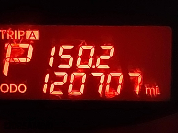 2013 Kia Sorento LX z VIN 5XYKT4A61DG371260, wystawiony jako IAAI lot #42045122 z przebiegiem 120 707 mil mil oraz . Historia ofert i sprzedaży dostępna na DreamBid. Obrazek 7.