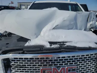 2017 GMC Yukon Denali with VIN 1GKS2CKJXHR168346, listed as a Copart auction lot 45666185 with 165,293 mi miles and Salvage Title. Bid and sale history available at carsss.com. Image 14.