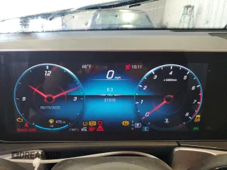 2021 Mercedes-Benz GLB 250 z VIN W1N4M4GBXMW109078, wystawiony jako Copart lot #56406995 z przebiegiem 21 010 mil mil oraz Nie do naprawy. Historia ofert i sprzedaży dostępna na DreamBid. Obrazek 9.