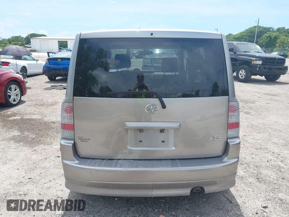 2006 Scion xB z VIN JTLKT324364083642, wystawiony jako IAAI lot #42681553 z przebiegiem 139 346 mil mil oraz . Historia ofert i sprzedaży dostępna na DreamBid. Obrazek 16.