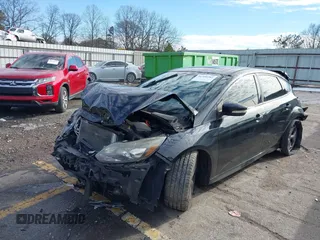 2014 Ford Focus ST with VIN 1FADP3L99EL147387, listed as a IAAI auction lot 41300582 with Not Provided miles and . Bid and sale history available at carsss.com. Image 17.