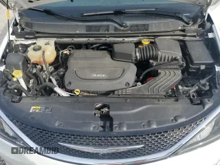 2017 Chrysler Pacifica Limited z VIN 2C4RC1GG1HR504842, wystawiony jako Copart lot #54970065 z przebiegiem 117 802 mil mil oraz Szkoda całkowita • Salvage title. Historia ofert i sprzedaży dostępna na DreamBid. Obrazek 12.