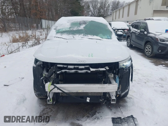 2022 Jeep Compass Latitude with VIN 3C4NJDBB0NT181278, listed as a IAAI auction lot 41502849 with 30,827 mi miles and . Bid and sale history available at DreamBid. Image 12.