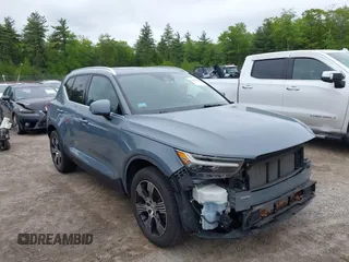 2021 Volvo XC40 Inscription with VIN YV4162UL2M2432602, listed as a IAAI auction lot 42331915 with 54,195 mi miles and . Bid and sale history available at DreamBid. Image 1.