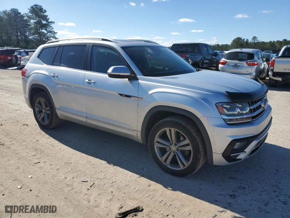 2018 Volkswagen Atlas 3.6L V6 SEL with VIN 1V2RR2CA4JC573592, listed as a Copart auction lot 48073945 with 84,582 mi miles and Salvage Title. Bid and sale history available at carsss.com. Image 4.