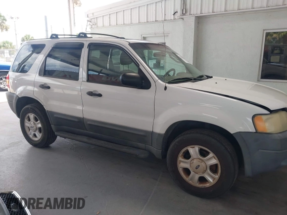 2004 Ford Escape XLT z VIN 1FMYU03184DA08689, wystawiony jako IAAI lot #42538780 z przebiegiem 251 930 mil mil oraz . Historia ofert i sprzedaży dostępna na DreamBid. Obrazek 14.