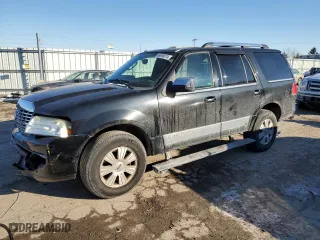 2008 Lincoln Navigator with VIN 5LMFU28558LJ05730, listed as a Copart auction lot 86980074 with 184,762 mi miles and Salvage Title. Bid and sale history available at carsss.com. Image 1.