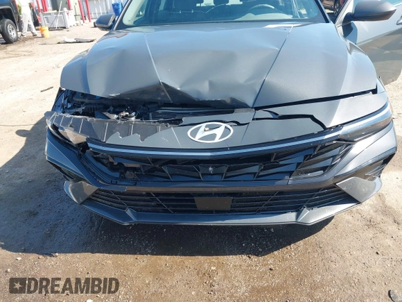 2024 Hyundai Elantra SEL с VIN KMHLS4DG2RU724506, выставлен на аукционе IAAI как лот 42285045 с пробегом 37 998 миль миль и . История ставок и продаж доступна на DreamBid. Изображение 6.