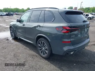 2024 BMW X5 xDrive40i with VIN 5UX23EU04R9V01472, listed as a IAAI auction lot 42295129 with 11,254 mi miles and . Bid and sale history available at DreamBid. Image 3.