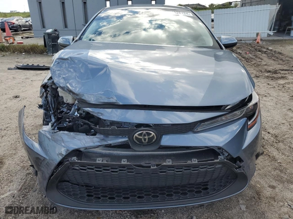 2022 Toyota Corolla LE with VIN JTDEPMAE0NJ215009, listed as a Copart auction lot 84828124 with 44,774 mi miles and Non Repairable. Bid and sale history available at carsss.com. Image 5.
