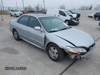 2001 Honda Accord EX z VIN 1HGCG16571A078287, wystawiony jako IAAI lot #41397391 z przebiegiem 238 239 mil mil oraz . Historia ofert i sprzedaży dostępna na DreamBid. Obrazek 1.