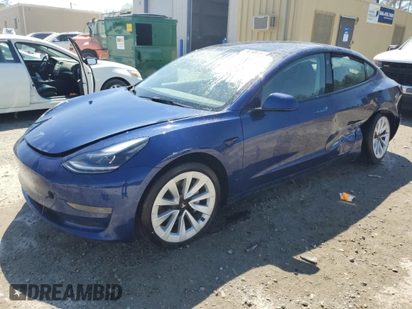 2022 Tesla Model 3 with VIN 5YJ3E1EA1NF370825, listed as a Copart auction lot 51017325 with 95,978 mi miles and Salvage Title. Bid and sale history available at carsss.com. Image 1.