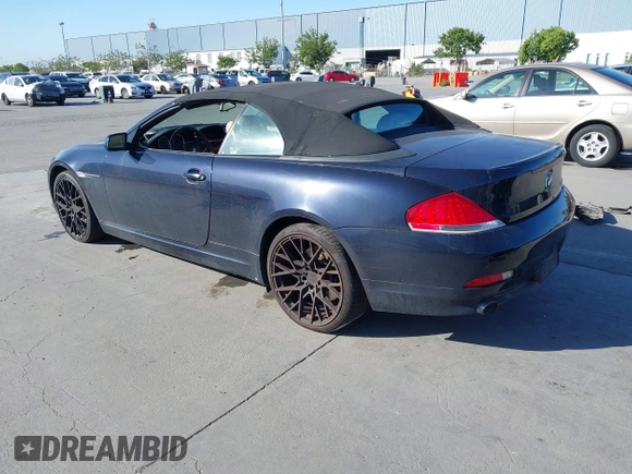 2006 BMW 6 Series 650Ci z VIN WBAEK13436CN76285, wystawiony jako IAAI lot #42283475 z przebiegiem Nie podano mil oraz . Historia ofert i sprzedaży dostępna na DreamBid. Obrazek 3.