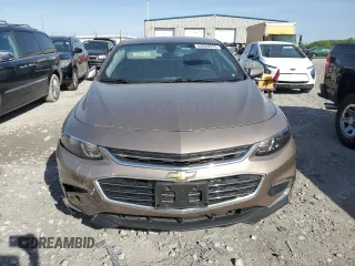 2018 Chevrolet Malibu LT z VIN 1G1ZD5ST2JF256342, wystawiony jako Copart lot #53926915 z przebiegiem 83 480 mil mil oraz Szkoda całkowita • Salvage title. Historia ofert i sprzedaży dostępna na DreamBid. Obrazek 5.
