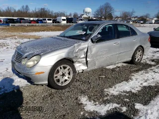 2004 Mercedes-Benz E-Class 3.2L with VIN WDBUF82J74X150462, listed as a Copart auction lot 41454035 with 152,881 mi miles and Clean Title. Bid and sale history available at carsss.com. Image 1.