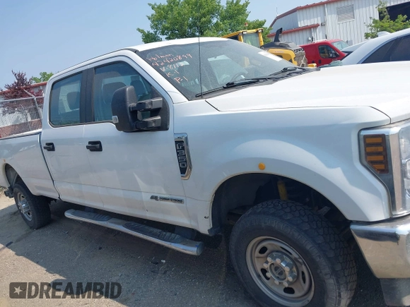2019 Ford F-350 Platinum with VIN 1FT7W3BT4KED68113, listed as a IAAI auction lot 42420899 with 240,939 mi miles and . Bid and sale history available at DreamBid. Image 13.