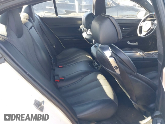 2013 BMW 6 Series 650i xDrive with VIN WBA6B4C59DD098329, listed as a IAAI auction lot 41404788 with 139,677 mi miles. Bid and sale history available at carsss.com. Image 8.