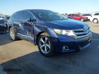 2015 Toyota Venza XLE with VIN 4T3ZK3BB1FU071522, listed as a IAAI auction lot 42001050 with 82,954 mi miles. Bid and sale history available at carsss.com. Image 1.