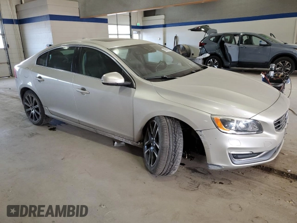 2017 Volvo S60 Inscription Platinum with VIN LYV402TM0HB130872, listed as a Copart auction lot 86848694 with 124,827 mi miles and Salvage Title. Bid and sale history available at carsss.com. Image 4.