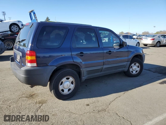 2004 Ford Escape XLS with VIN 1FMYU92114DA08913, listed as a Copart auction lot 47459535 with 153,887 mi miles and Clean Title. Bid and sale history available at DreamBid. Image 3.