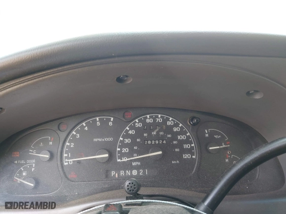 2003 Ford Ranger XL with VIN 1FTYR10D03TA39871, listed as a IAAI auction lot 42092257 with 282,924 mi miles. Bid and sale history available at carsss.com. Image 7.