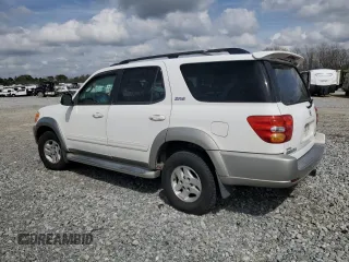 2003 Toyota Sequoia SR5 with VIN 5TDZT34A13S145830, listed as a Copart auction lot 49093185 with 226,483 mi miles and Salvage Title. Bid and sale history available at DreamBid. Image 2.