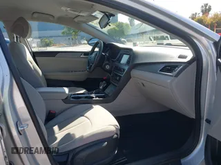 2016 Hyundai Sonata SE with VIN 5NPE24AF2GH386525, listed as a IAAI auction lot 42429207 with 125,833 mi miles and . Bid and sale history available at DreamBid. Image 5.