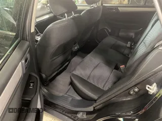 2018 Subaru Outback Premium z VIN 4S4BSAFC6J3328092, wystawiony jako IAAI lot #42566461 z przebiegiem 63 226 mil mil oraz . Historia ofert i sprzedaży dostępna na DreamBid. Obrazek 17.