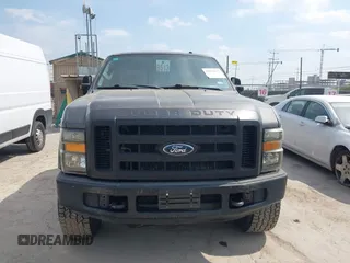 2008 Ford Super Duty F-250 SRW XL with VIN 1FTSW21R18ED60117, listed as a IAAI auction lot 42072677 with 334,421 mi miles. Bid and sale history available at carsss.com. Image 12.