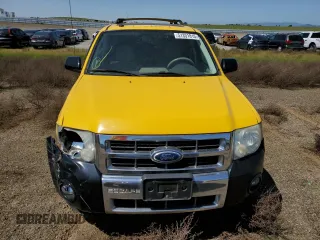 2010 Ford Escape Hybrid with VIN 1FMCU4K38AKB66672, listed as a Copart auction lot 51331815 with 371,313 mi miles and Salvage title. Bid and sale history available at DreamBid. Image 5.