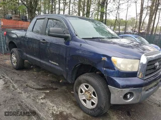 2008 Toyota Tundra 2WD Truck with VIN 5TFRU541X8X012543, listed as a IAAI auction lot 41976532 with 223,729 mi miles. Bid and sale history available at carsss.com. Image 6.