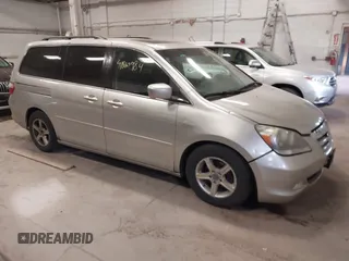 2007 Honda Odyssey Touring with VIN 5FNRL38857B096021, listed as a IAAI auction lot 41860984 with 1 mi miles. Bid and sale history available at carsss.com. Image 1.