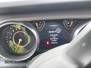 2018 Jeep Wrangler Unlimited Sport S z VIN 1C4HJXDG1JW274726, wystawiony jako IAAI lot #41890392 z przebiegiem 16 315 mil mil oraz . Historia ofert i sprzedaży dostępna na DreamBid. Obrazek 7.