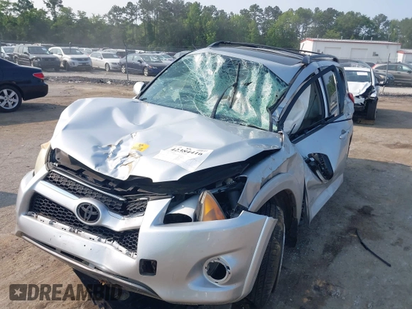 2010 Toyota RAV4 Limited with VIN JTMDF4DV2AD035811, listed as a IAAI auction lot 42384416 with Not provided miles and . Bid and sale history available at DreamBid. Image 6.