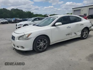 2012 Nissan Maxima SV z VIN 1N4AA5AP3CC848067, wystawiony jako Copart lot #54990305 z przebiegiem 205 887 mil mil oraz Szkoda całkowita • Salvage title. Historia ofert i sprzedaży dostępna na DreamBid. Obrazek 1.