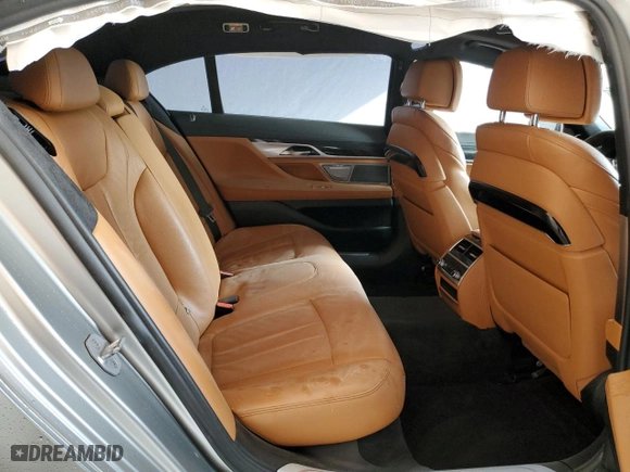 2019 BMW 7 Series 740i with VIN WBA7E2C5XKB217269, listed as a Copart auction lot 76142994 with 0 mi miles and Clean Title. Bid and sale history available at carsss.com. Image 10.