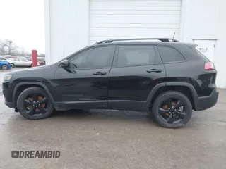 2019 Jeep Cherokee Latitude Plus z VIN 1C4PJLLB8KD396345, wystawiony jako IAAI lot #41201994 z przebiegiem 63 947 mil mil oraz . Historia ofert i sprzedaży dostępna na DreamBid. Obrazek 15.