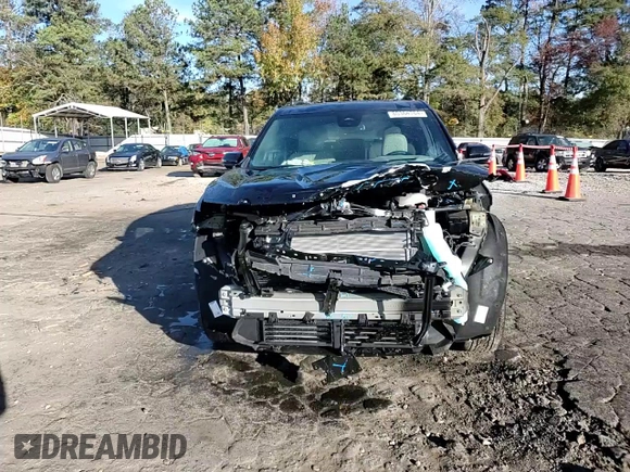 2024 GMC Acadia FWD Elevation z VIN 1GKENKKS8RJ195861, wystawiony jako Copart lot #80364764 z przebiegiem 1351 mil mil oraz Szkoda całkowita • Salvage title. Historia ofert i sprzedaży dostępna na DreamBid. Obrazek 15.