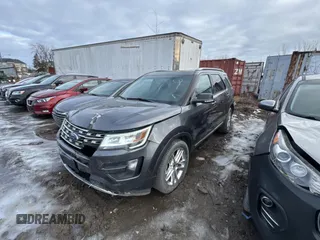 2016 Ford Explorer XLT with VIN 1FM5K8D83GGA53805, listed as a Copart auction lot 87420114 with 177,818 mi miles and Salvage Title. Bid and sale history available at carsss.com. Image 2.