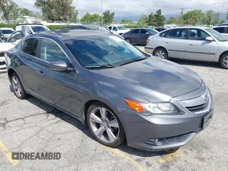 2013 Acura ILX Premium z VIN 19VDE1F57DE013667, wystawiony jako IAAI lot #42246256 z przebiegiem 174 167 mil mil oraz . Historia ofert i sprzedaży dostępna na DreamBid. Obrazek 1.