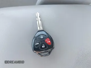 2007 Toyota Camry CE z VIN 4T1BE46K67U135198, wystawiony jako IAAI lot #40270157 z przebiegiem 211 315 mil mil oraz . Historia ofert i sprzedaży dostępna na DreamBid. Obrazek 11.