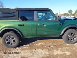 2022 Ford Bronco with VIN 1FMDE5BH8NLB01842, listed as a IAAI auction lot 41257252 with 18,662 mi miles. Bid and sale history available at carsss.com. Image 14.