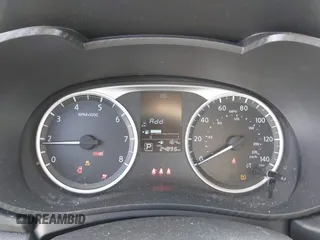 2024 Nissan Versa S z VIN 3N1CN8DV6RL845148, wystawiony jako IAAI lot #41734969 z przebiegiem 24 896 mil mil oraz . Historia ofert i sprzedaży dostępna na DreamBid. Obrazek 7.